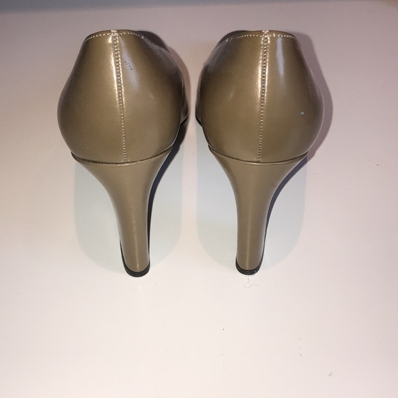 Never worn Bally women’s pumps size 6 - Picture 3 of 12